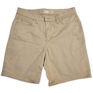 Lee women's Pioneer beige regular fit Bermuda mid-rise shorts size 14